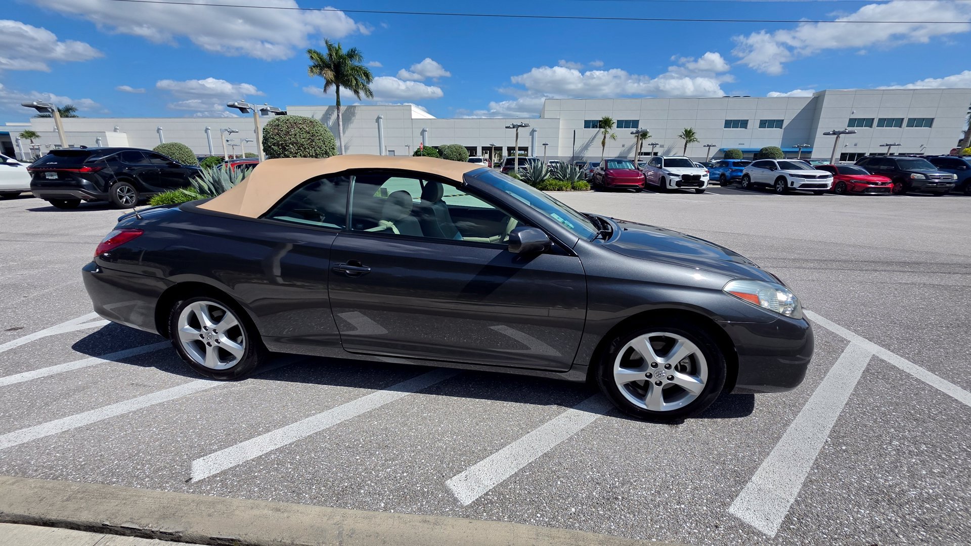 Used 2008 Toyota Solara SLE FWD image 4