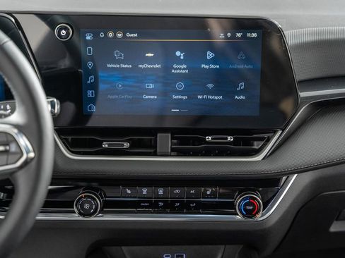 New 2026 Chevrolet Equinox LT w/ Safety and Technology Package FWD image 19