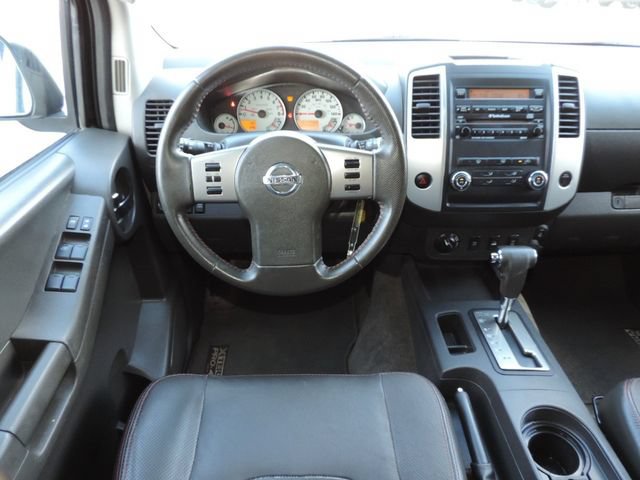 Used 2011 Nissan Xterra PRO-4X w/ Pro-4x Leather Pkg AWD/4WD image 17