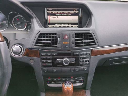 Used 2013 Mercedes-Benz E 350 Cabriolet image 20