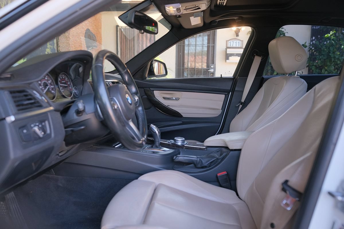 Used 2015 BMW 335i Sedan RWD image 11