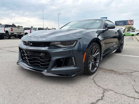 Used 2022 Chevrolet Camaro ZL1 RWD image 7