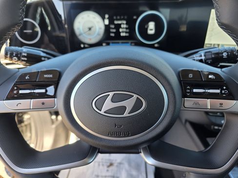 New 2026 Hyundai Elantra Limited FWD image 31