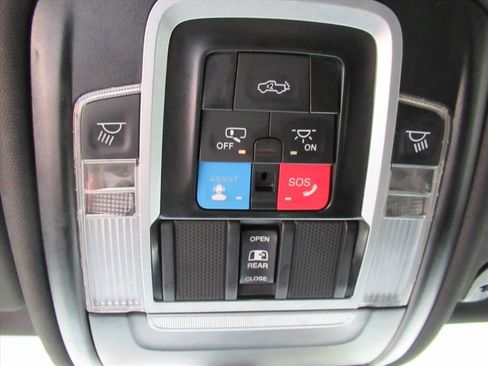 Used 2025 RAM 1500 Big Horn image 29