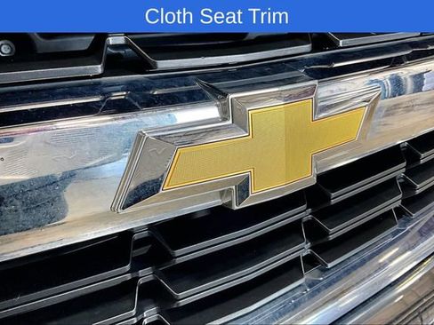 Used 2018 Chevrolet Silverado 1500 LT AWD/4WD image 29