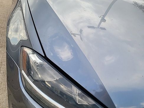 Used 2018 Volkswagen Golf S image 12