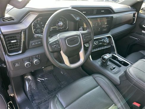 Used 2024 GMC Sierra 1500 Denali w/ Denali Reserve Package image 9