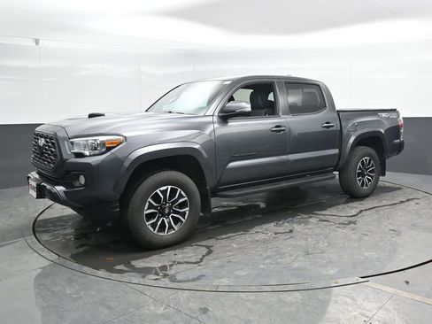 Used 2023 Toyota Tacoma TRD Sport image 10