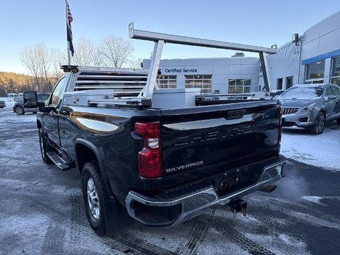 Certified 2022 Chevrolet Silverado 2500 LT w/ Convenience Package image 3