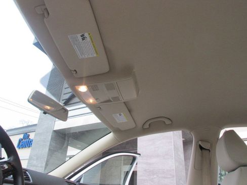 Used 2017 Volkswagen Passat 1.8T S image 46