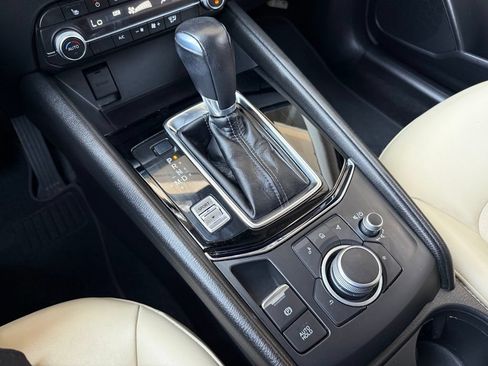Used 2021 MAZDA CX-5 Touring FWD image 22