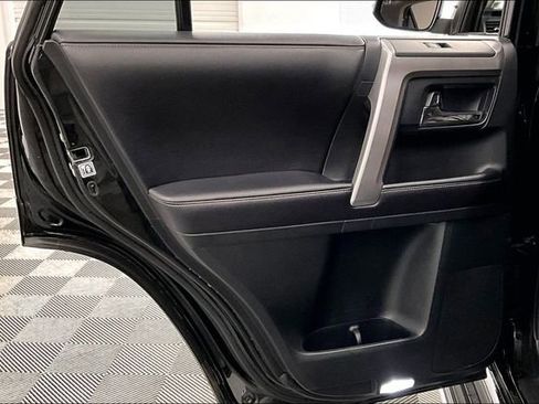 Used 2017 Toyota 4Runner Limited image 23