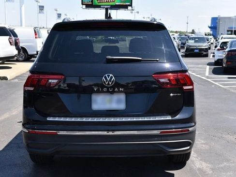 Used 2022 Volkswagen Tiguan S AWD/4WD image 6