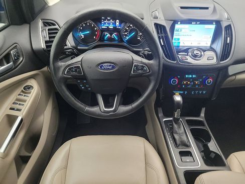 Used 2018 Ford Escape Titanium AWD/4WD image 22