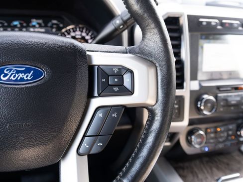 Used 2019 Ford F350 Lariat w/ Lariat Ultimate Package AWD/4WD image 7