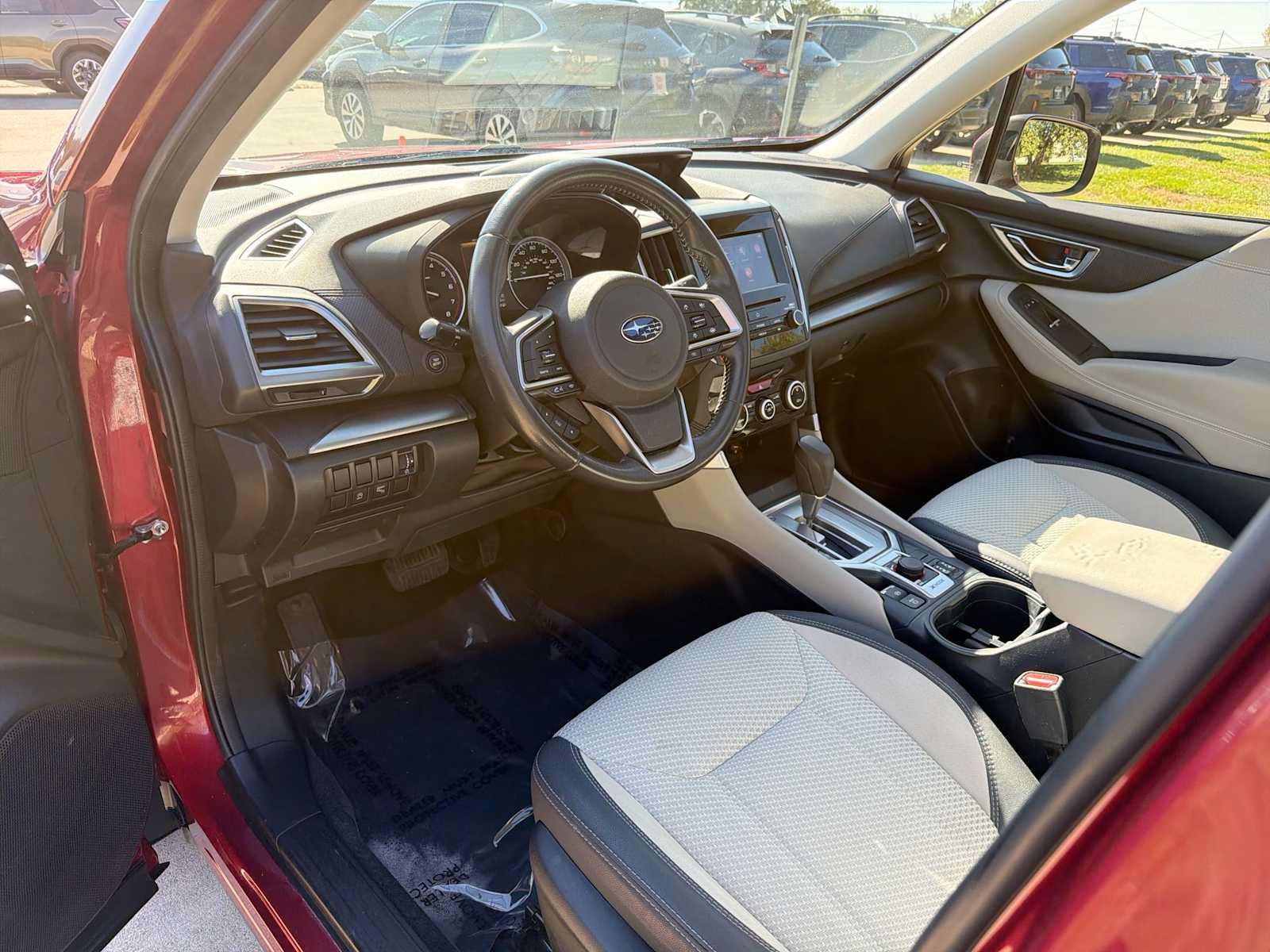 Used 2020 Subaru Forester Premium w/ Popular Package #1 AWD/4WD image 2