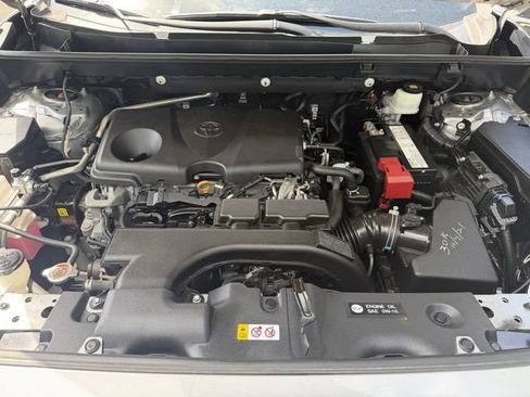 Used 2019 Toyota RAV4 XLE w/ All Weather Liner Package AWD/4WD image 31