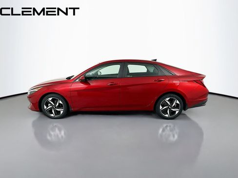 Certified 2023 Hyundai Elantra SEL w/ Convenience Package FWD image 6