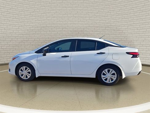 Used 2024 Nissan Versa S w/ Trunk Package image 8