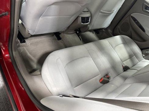 Used 2025 Chevrolet Malibu LT FWD image 12