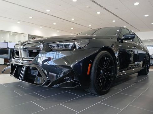 New 2026 BMW M5 w/ Carbon Package AWD/4WD image 3