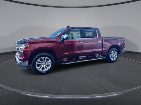 Used 2023 Chevrolet Silverado 1500 LTZ w/ Technology Package AWD/4WD image 4