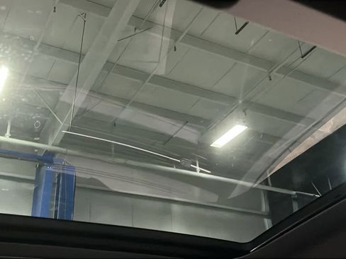 Used 2025 Volkswagen Jetta GLI Autobahn image 23