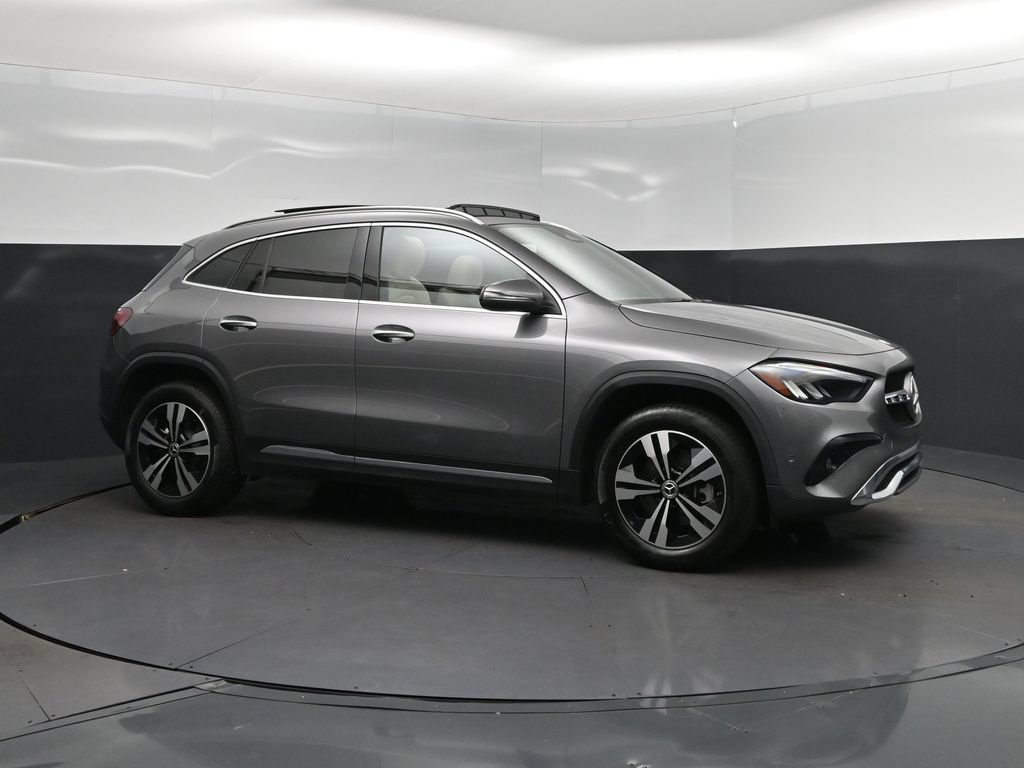 Used 2025 Mercedes-Benz GLA 250 image 10