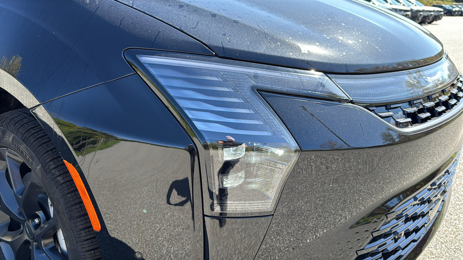 New 2027 Chrysler Pacifica Limited AWD/4WD image 4