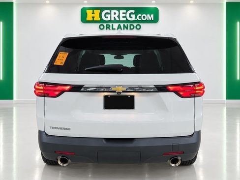 Used 2022 Chevrolet Traverse LS FWD image 8