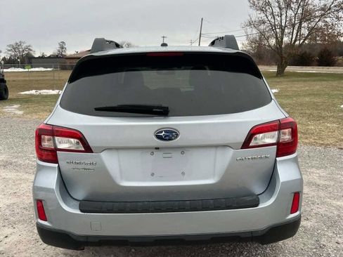 Used 2015 Subaru Outback 2.5i Limited image 7