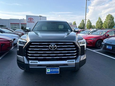 Used 2025 Toyota Tundra Capstone AWD/4WD image 2