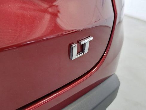 Used 2025 Chevrolet Trax LT FWD image 27