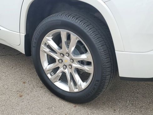 Used 2020 Chevrolet Traverse High Country w/ LPO, Floor Liner Package AWD/4WD image 35
