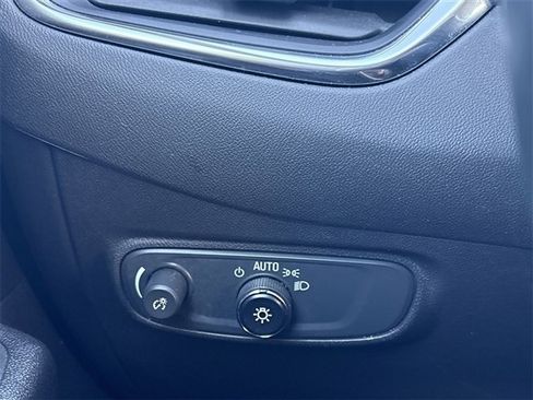 Certified 2023 Chevrolet Equinox LT image 17