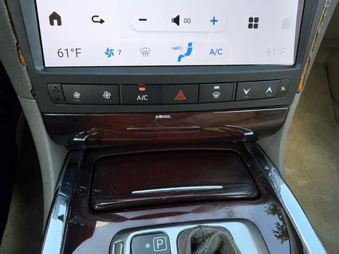 Used 2012 INFINITI G37 Convertible w/ Premium Pkg RWD image 22