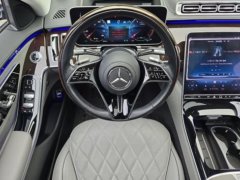 Used 2022 Mercedes-Benz S 580 4MATIC Sedan image 11