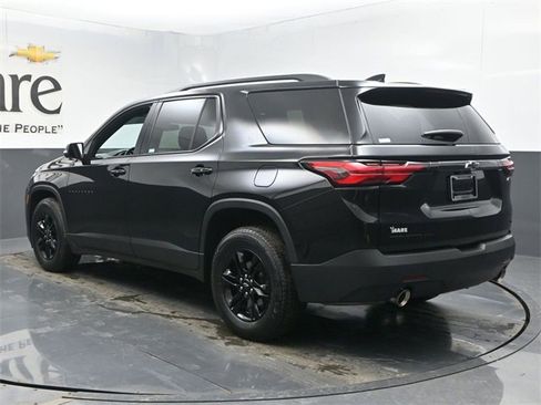 Used 2023 Chevrolet Traverse LT w/ Midnight/Sport Edition image 38