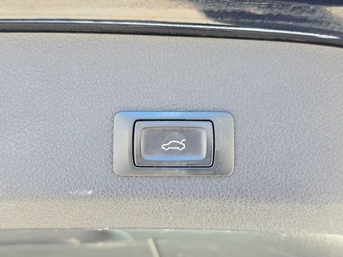 Used 2014 Audi Q7 TDI Prestige AWD/4WD image 17