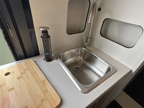 Used 2023 RAM ProMaster 3500 w/ Premium Convenience Group (B) image 54