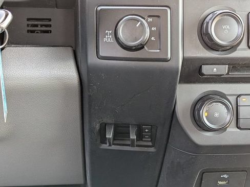 Used 2018 Ford F150 XL w/ Equipment Group 101A Mid AWD/4WD image 25