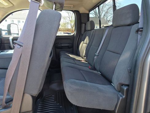 Used 2009 GMC Sierra 1500 SLE w/ Convenience Package image 10