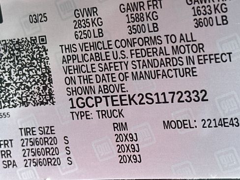 Used 2025 Chevrolet Colorado Trail Boss AWD/4WD image 32