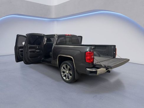 Used 2015 Chevrolet Silverado 1500 LTZ Z71 w/ LTZ Plus Package AWD/4WD image 12