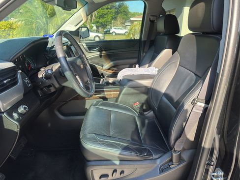 Used 2015 Chevrolet Tahoe LT image 10