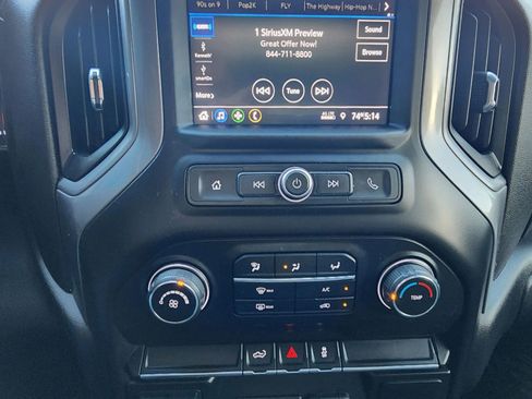 Used 2020 Chevrolet Silverado 2500 Custom w/ Custom Value Package image 25