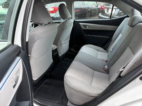Used 2014 Toyota Corolla LE FWD image 16