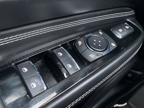 Used 2020 Lincoln Corsair Reserve image 18