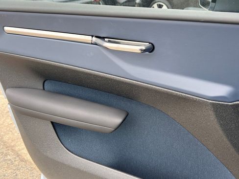 New 2026 Volvo EX30 Plus w/ Protection Package Premier image 26