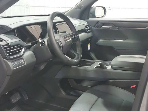 Used 2025 GMC Acadia AT4 w/ LPO, Floor Liner Package AWD/4WD image 18